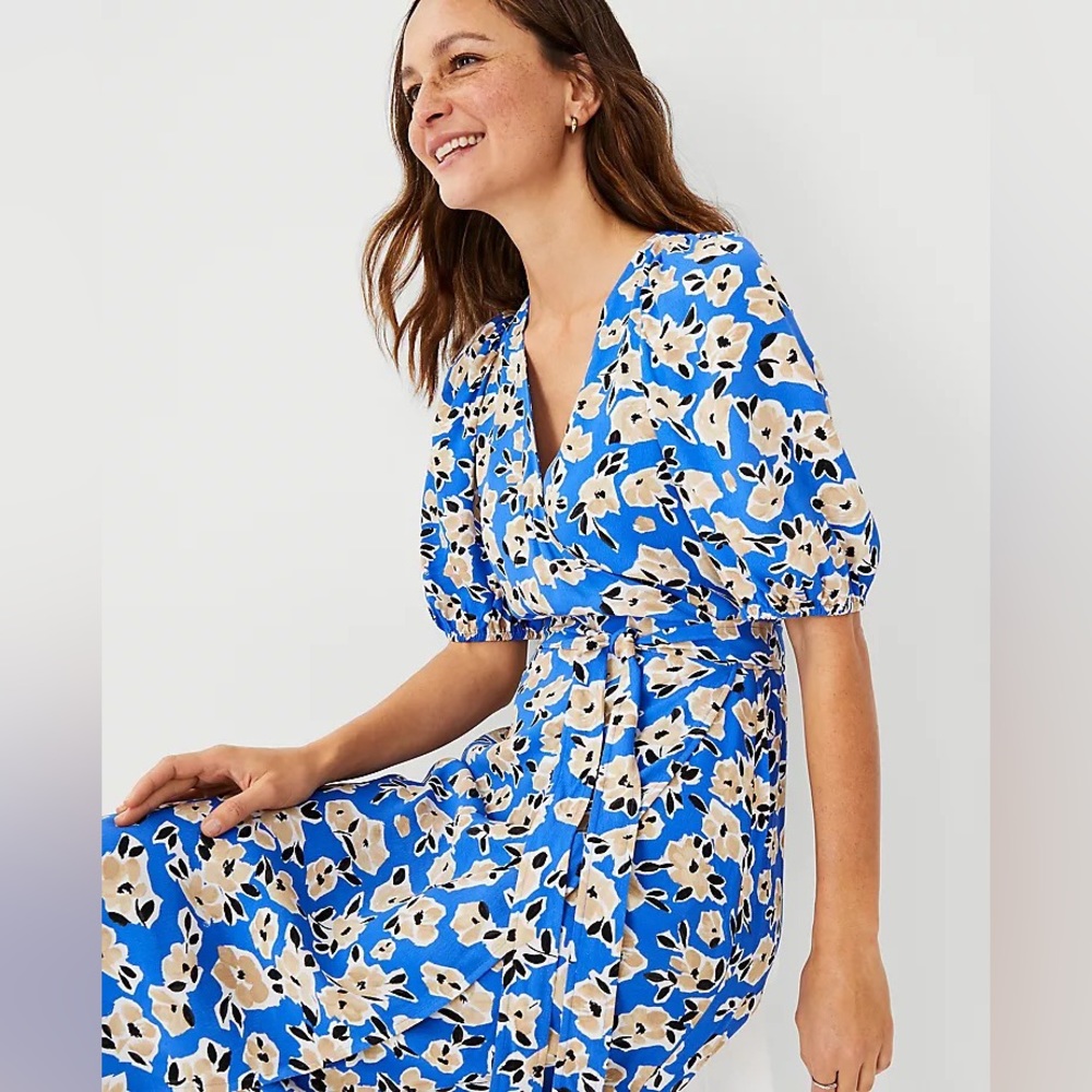 Ann Taylor floral puff sleeve dress - NWT